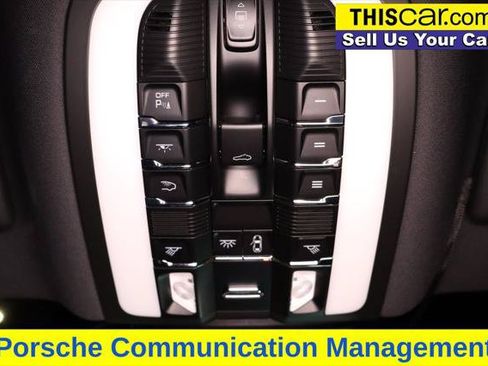 Used 2025 Porsche Macan Turbo AWD/4WD image 21