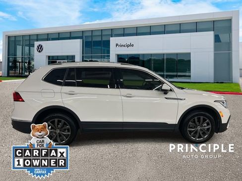 Used 2022 Volkswagen Tiguan SE image 5
