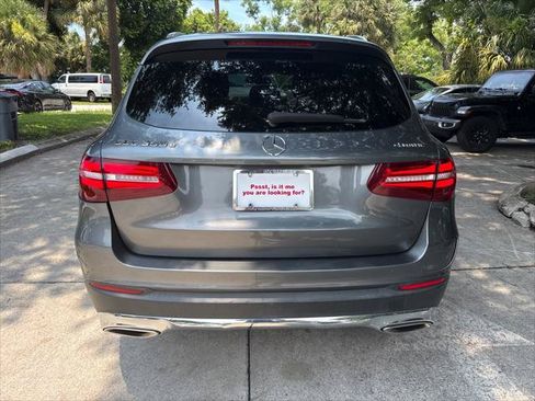 Used 2019 Mercedes-Benz GLC 350e 4MATIC image 8