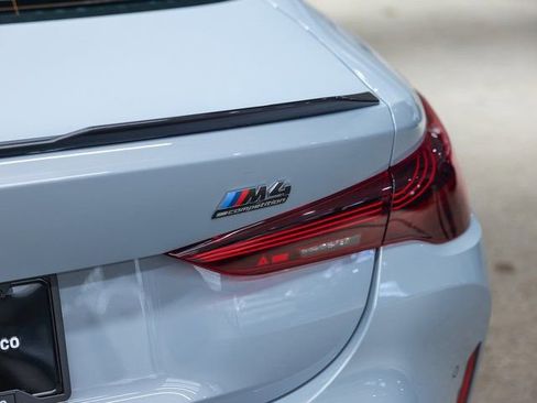 Used 2025 BMW M4 Competition w/ Executive Package image 21