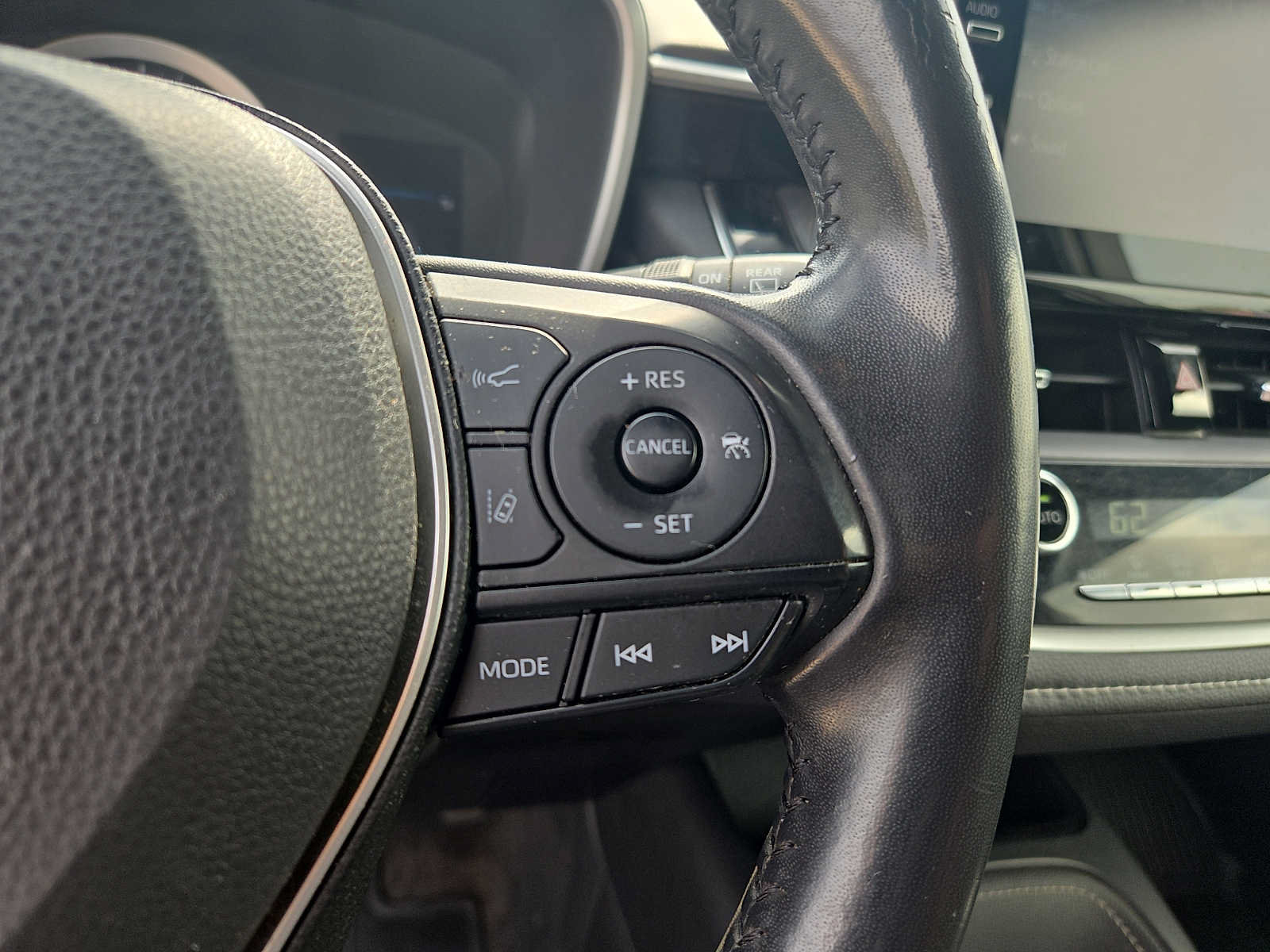 Used 2019 Toyota Corolla SE FWD image 21