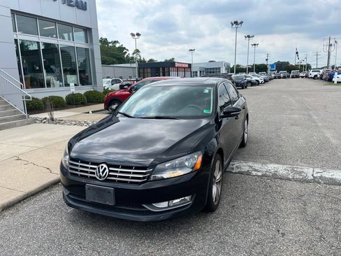Used 2012 Volkswagen Passat TDI SEL Premium FWD image 7