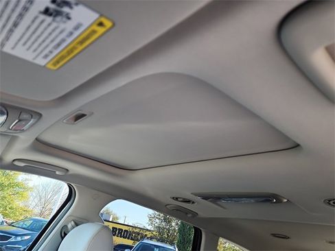 New 2025 Kia Telluride S image 27