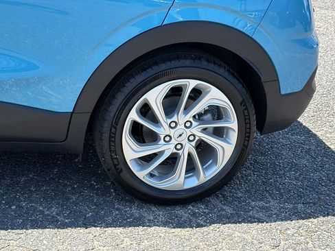 New 2027 Chevrolet Bolt LT w/ Comfort Package FWD image 9
