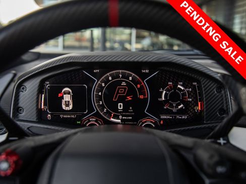 Used 2024 Lamborghini Revuelto image 39