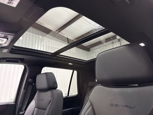 New 2026 GMC Yukon Denali w/ Sun & Power Step Package image 19