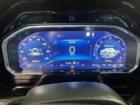 Used 2023 Chevrolet Silverado 1500 LT w/ Convenience Package II image 15