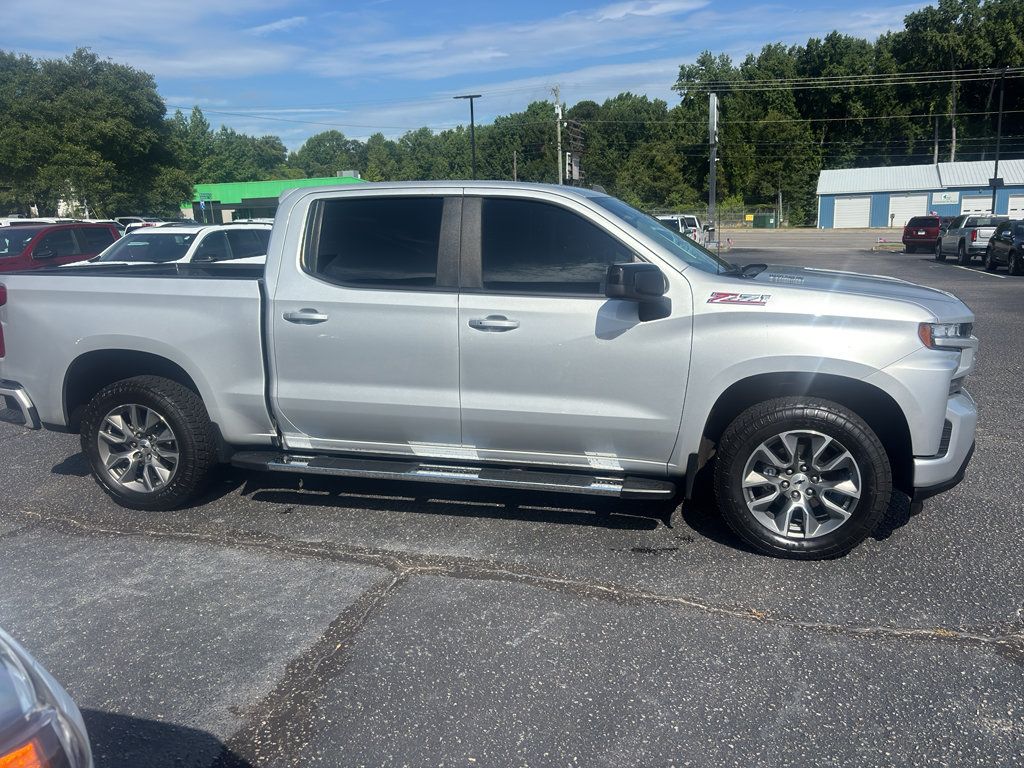 Used 2022 Chevrolet Silverado 1500 RST AWD/4WD image 5