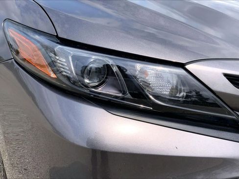 Used 2024 Toyota Camry SE FWD image 27