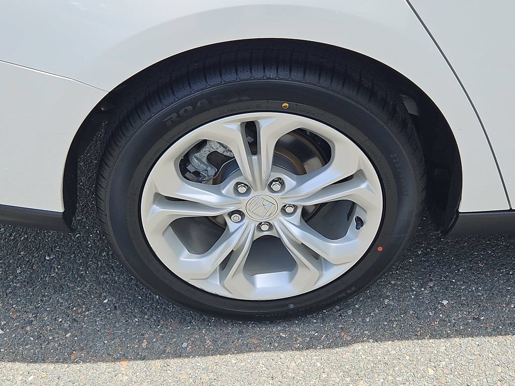 Certified 2023 Honda Accord LX image 9
