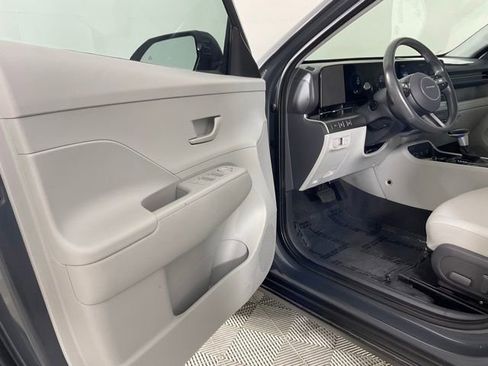 Used 2024 Hyundai Kona SEL FWD image 16