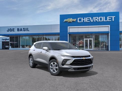 New 2026 Chevrolet Blazer LT w/ Convenience Package AWD/4WD image 1