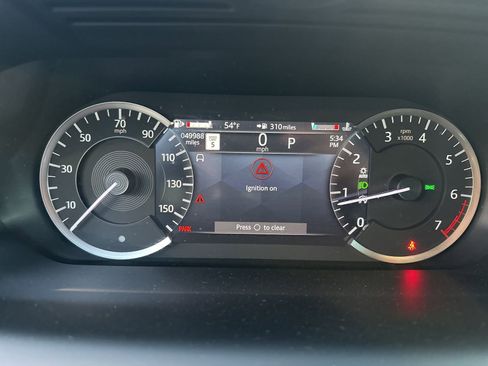 Used 2023 Land Rover Discovery Sport S image 9