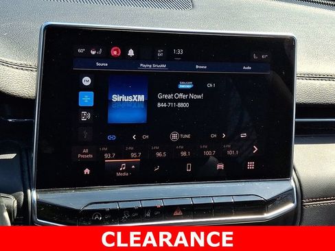 Used 2022 Jeep Compass Limited AWD/4WD image 16