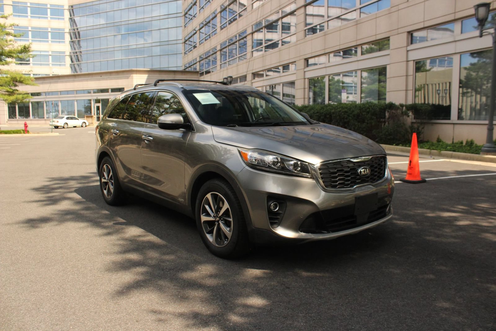 Used 2019 Kia Sorento EX w/ EX Premium Package AWD/4WD image 1