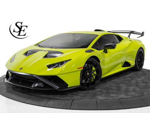 Used 2023 Lamborghini Huracan STO RWD image 1