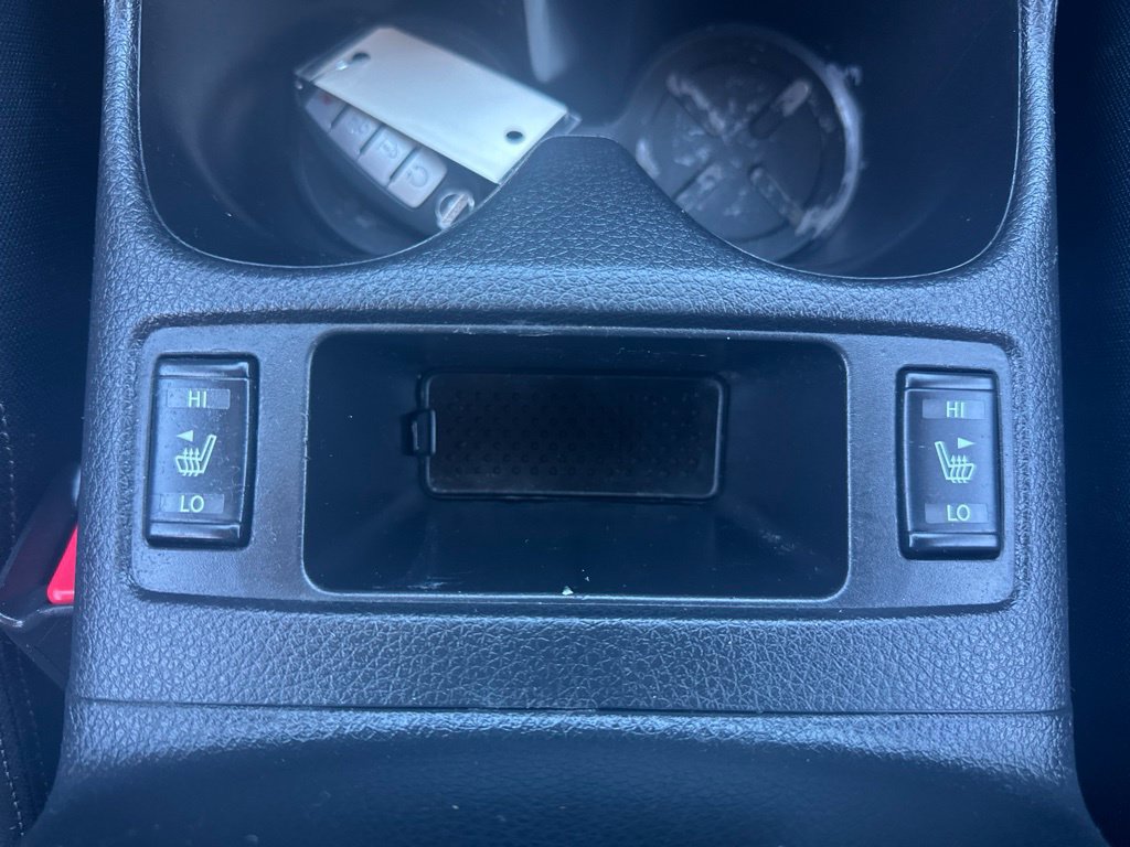 Used 2017 Nissan Rogue SV AWD/4WD image 22