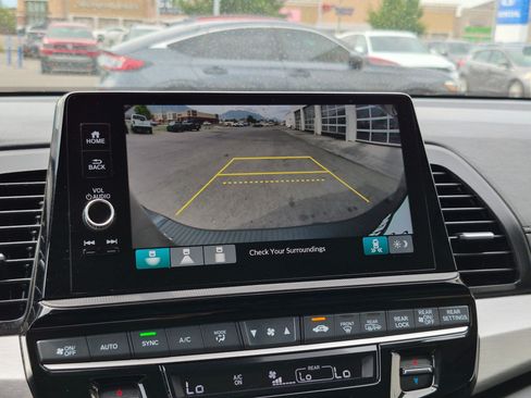 Used 2025 Honda Odyssey EX-L image 26