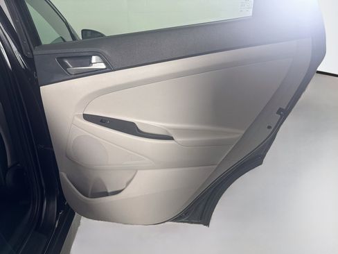Used 2020 Hyundai Tucson Value AWD/4WD image 28