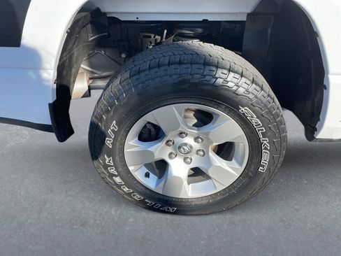 Used 2023 RAM 1500 Big Horn AWD/4WD image 11