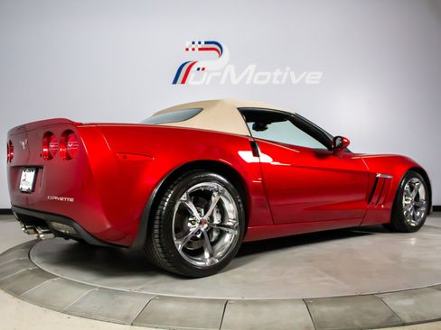 Used 2010 Chevrolet Corvette Grand Sport w/ Preferred Equipment Group RWD image 11