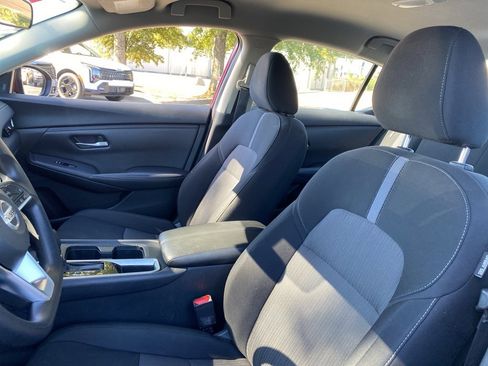 Used 2023 Nissan Sentra SV image 11