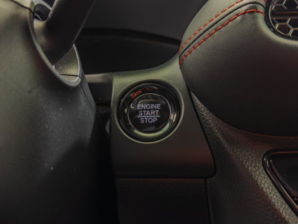 Used 2025 Honda HR-V Sport image 33