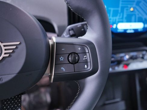 Used 2025 MINI Cooper S image 17