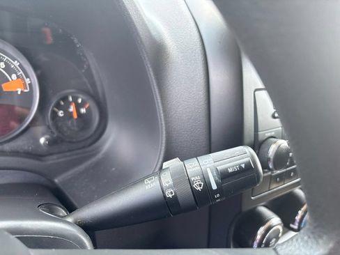 Used 2017 Jeep Patriot Sport w/ Power Value Group FWD image 16
