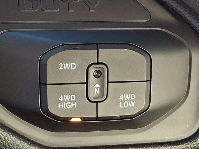 Used 2025 RAM 2500 Big Horn AWD/4WD image 18