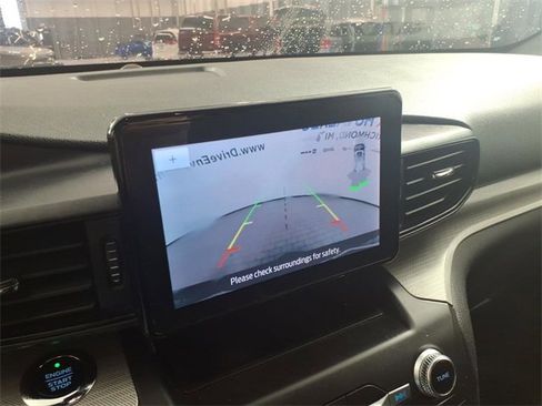 Used 2020 Ford Explorer XLT w/ Class III Trailer Tow Package image 24