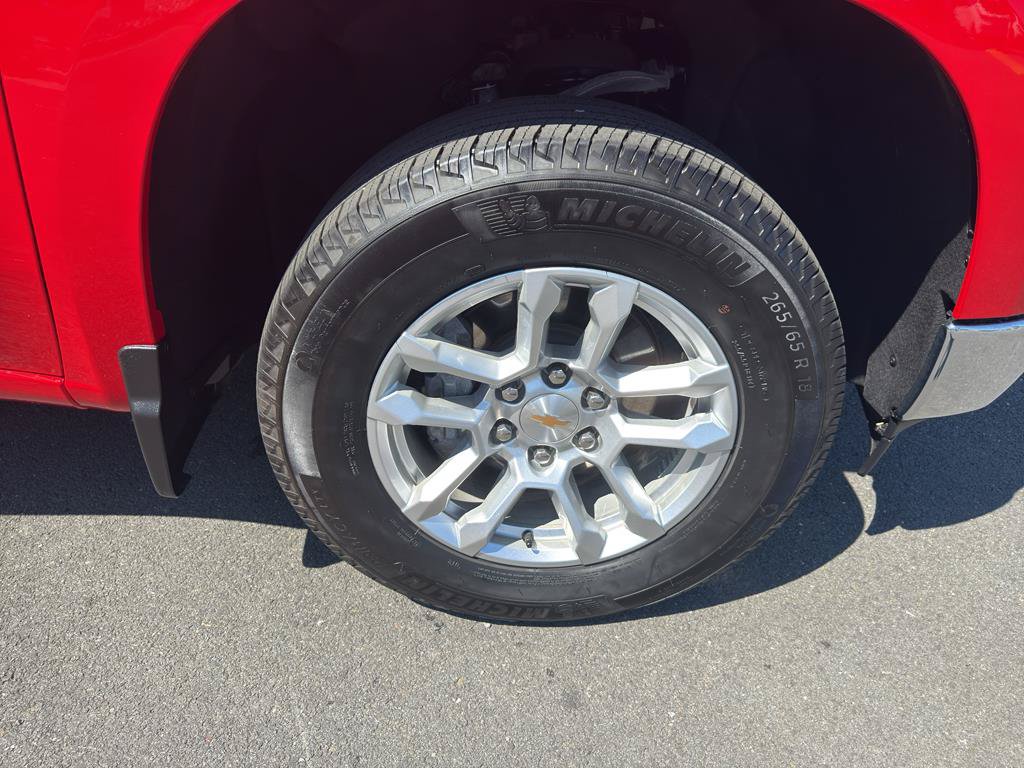 Certified 2025 Chevrolet Silverado 1500 LT AWD/4WD image 28