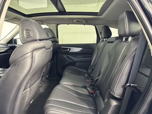 Certified 2024 Acura MDX w/ Technology Package AWD/4WD image 24