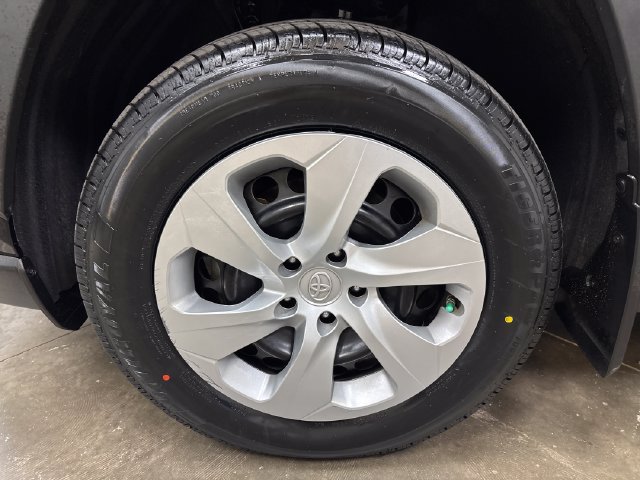 Used 2020 Toyota RAV4 LE w/ All Weather Liner Package AWD/4WD image 15