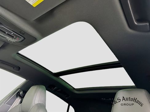 Used 2023 Audi RS Q8 w/ Black Optic Package AWD/4WD image 16