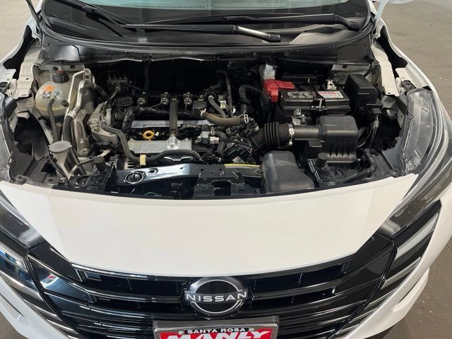 Used 2025 Nissan Versa S FWD image 9