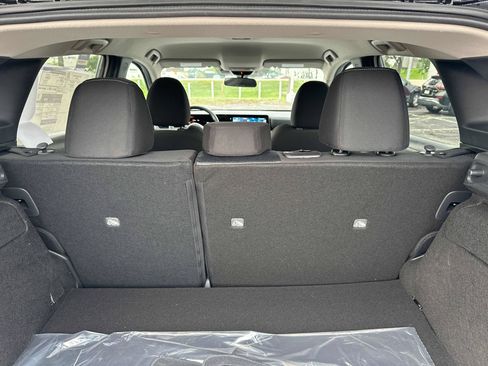 New 2026 Nissan Kicks SV AWD/4WD image 16