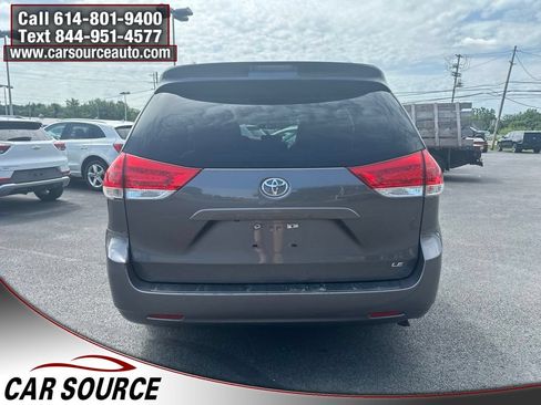 Used 2013 Toyota Sienna LE w/ Towing Pkg FWD image 6