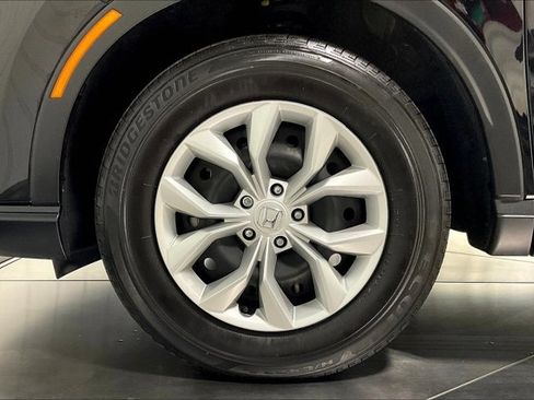 Used 2024 Honda CR-V LX image 9