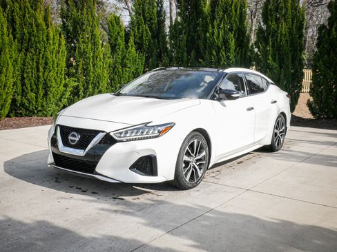 Used 2023 Nissan Maxima SL image 5