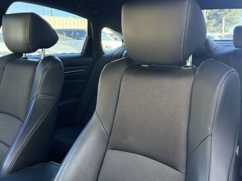 Used 2018 Honda Accord Sport image 18