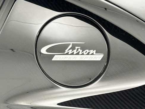 Used 2023 Bugatti Chiron Super Sport AWD/4WD image 36