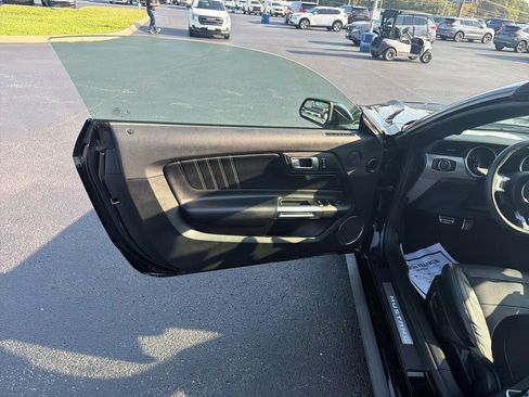 Used 2020 Ford Mustang Premium RWD image 12