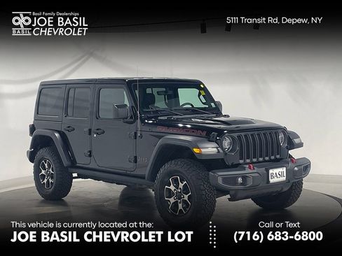 Used 2018 Jeep Wrangler Unlimited Rubicon w/ Uconnect 4C Nav & Sound Group AWD/4WD image 1