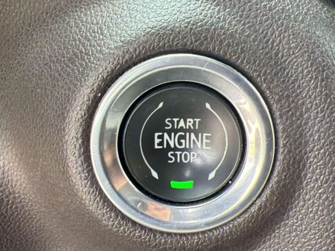 Used 2019 Chevrolet Silverado 1500 LT w/ Texas Edition AWD/4WD image 23