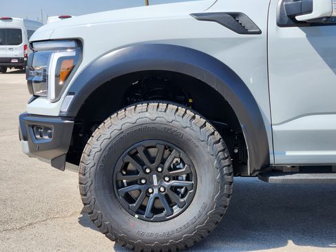 New 2026 Ford F150 Raptor AWD/4WD image 7