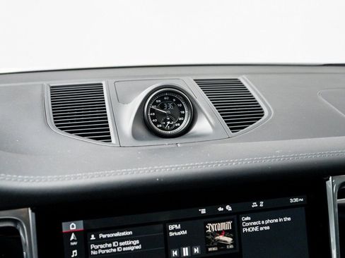 New 2026 Porsche Macan Turbo image 18