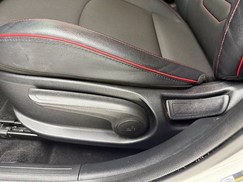 Used 2022 Kia Forte GT image 27