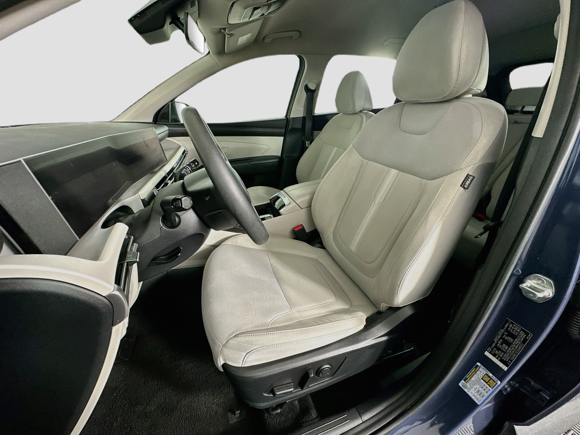 Used 2025 Hyundai Tucson SEL AWD/4WD image 13