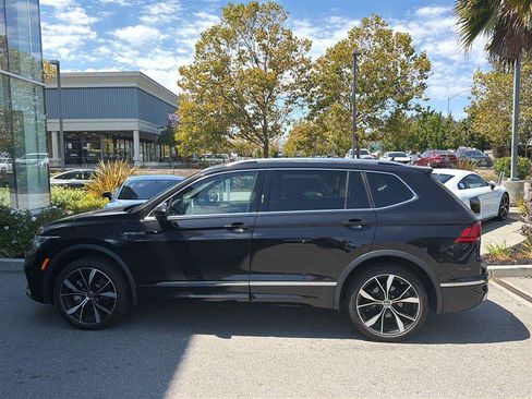Used 2024 Volkswagen Tiguan SEL R-Line AWD/4WD image 9